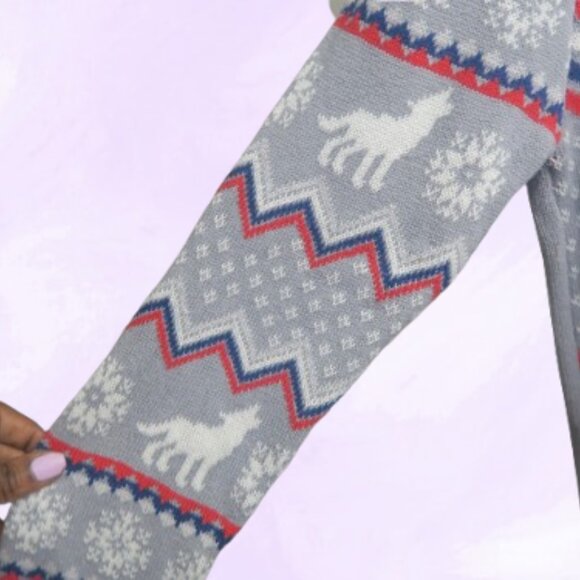 Game of Thrones HBO winter is here ugly christmas sweater in gray/white/red/blue - Picture 6 of 10